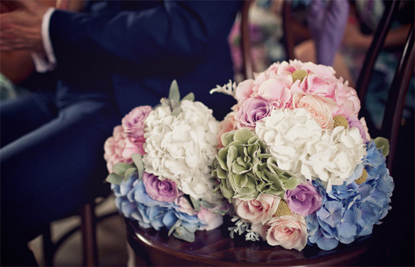 summer wedding bouquets blue hydrangeas, pink roses, green shustoke farm barns summer wedding florist passion for flowers