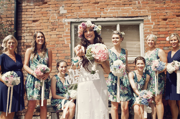 summer wedding flowers bouquets bright pink blue watercolour shustoke farm barns summer wedding florist passion for flowers