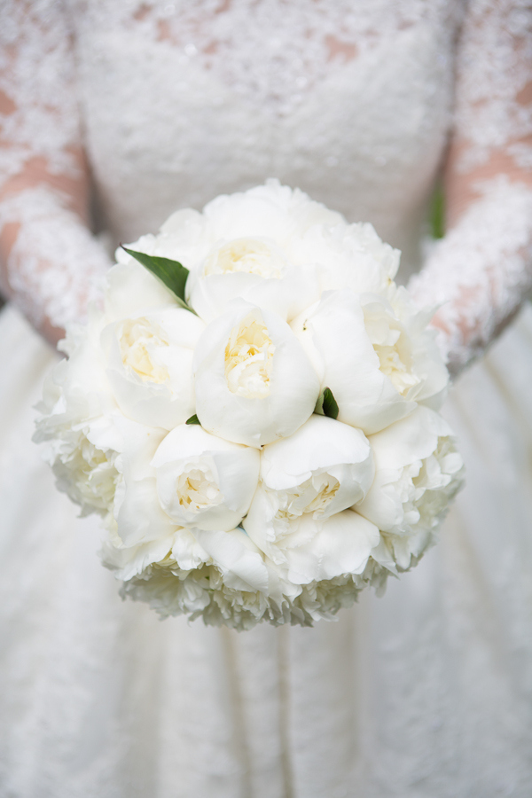 white peony bouquets wedding flowers passion for flowers (1)