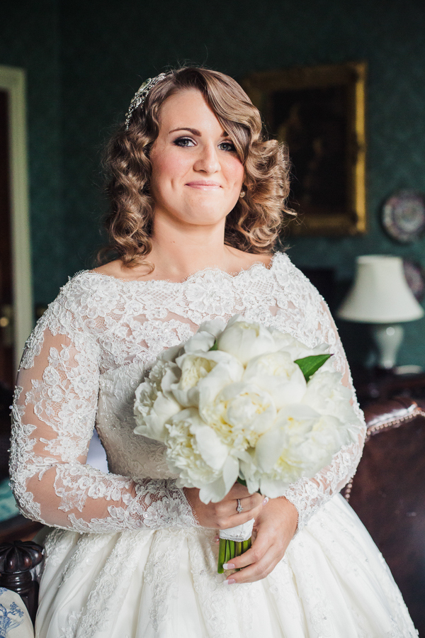 white peony bouquets wedding flowers passion for flowers (4)