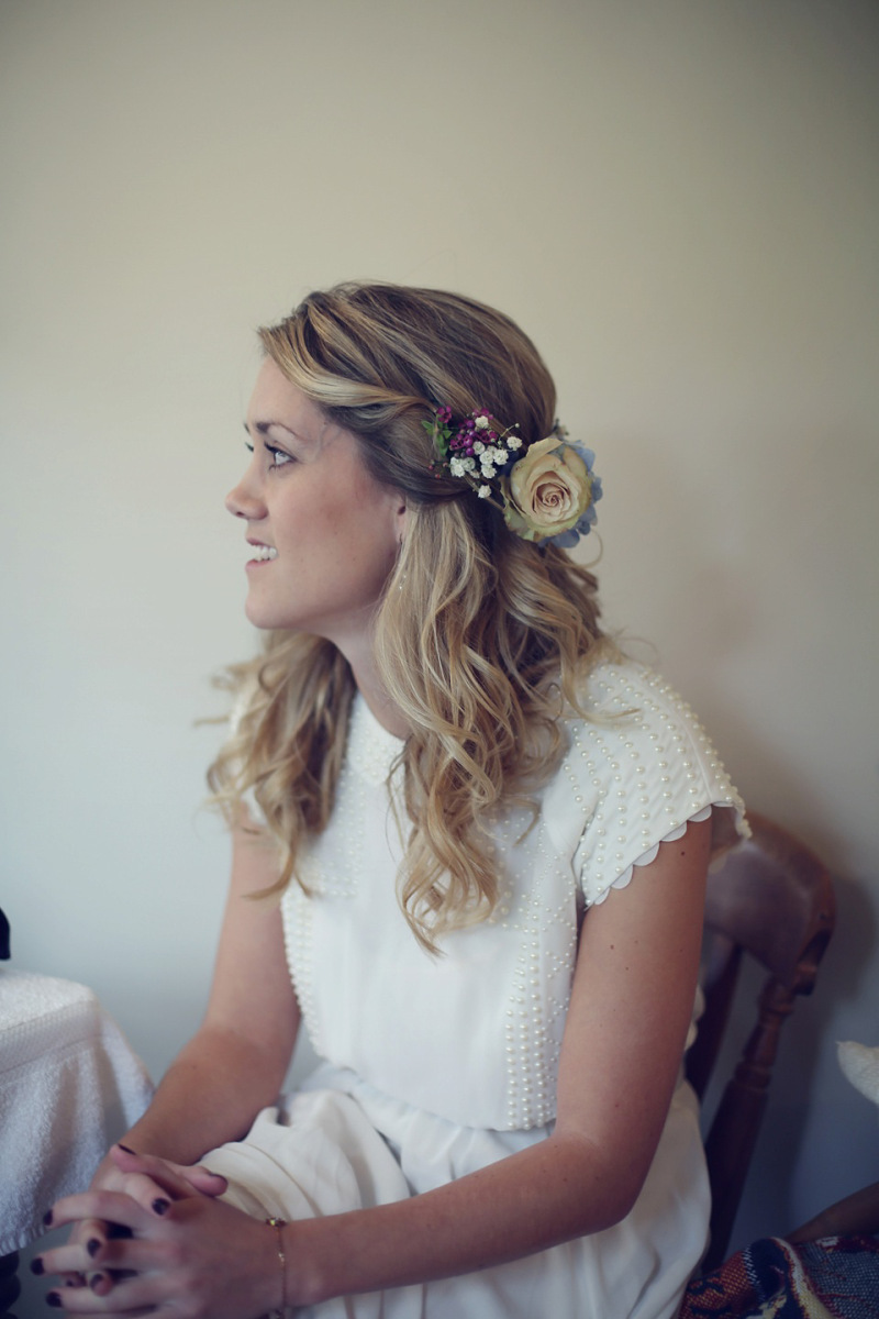 half hair flower crown vintage wedding flowers (1)