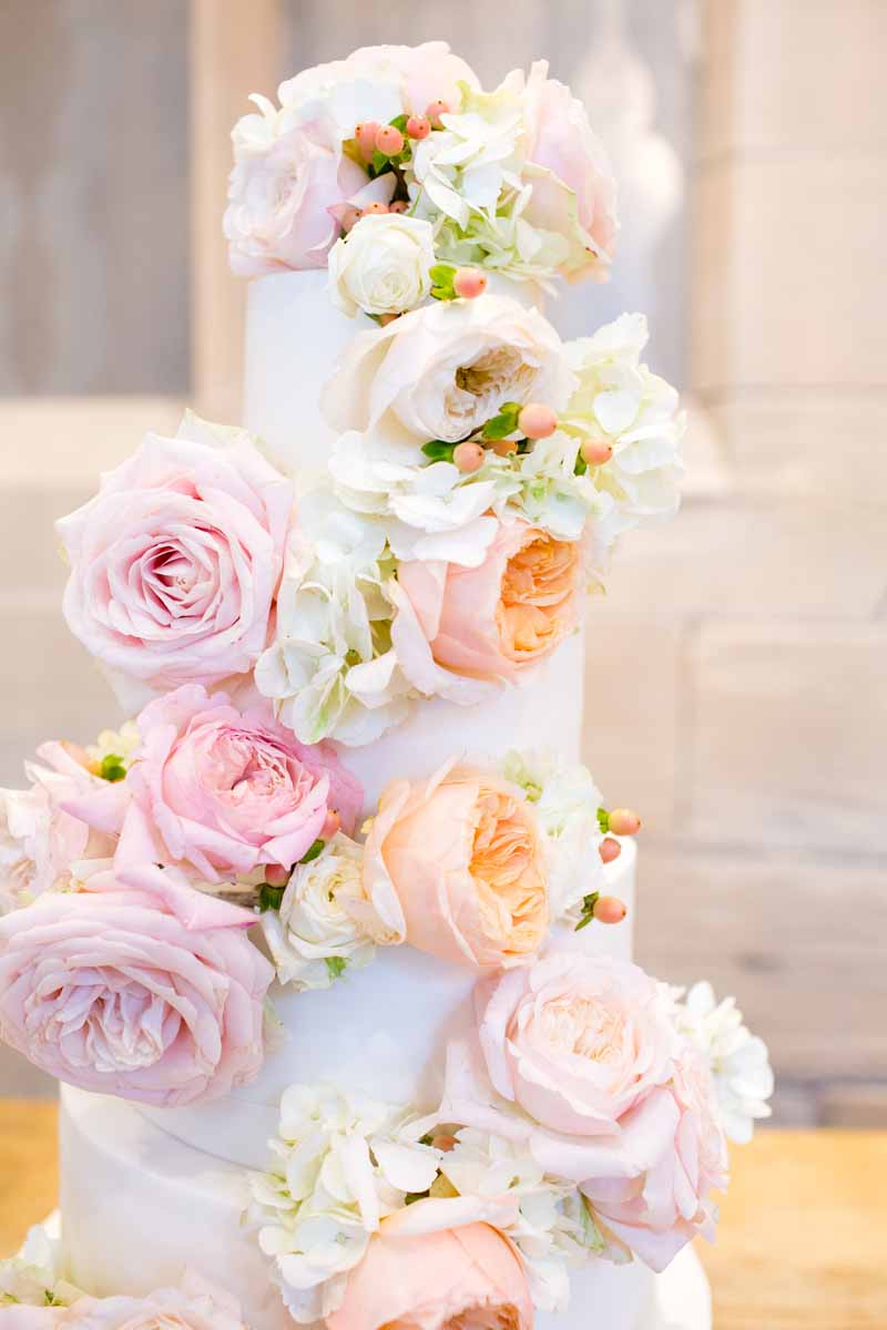WEDDING CAKE FLOWERS - Passion for Flowers