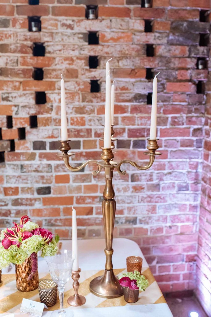 The-Wedding-of-my-Dreams-Bronze-Gold-Tablescape