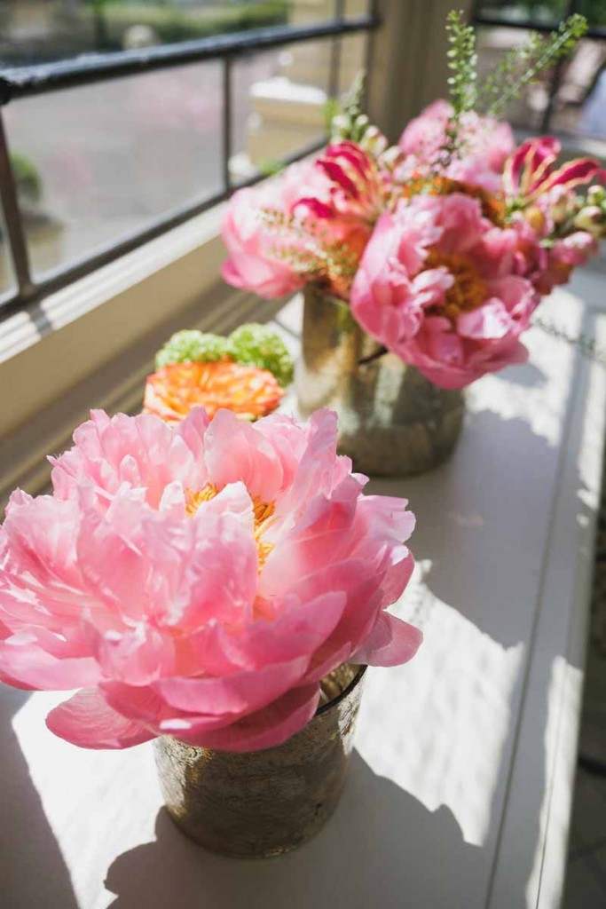 coral and gold wedding flowers (2)