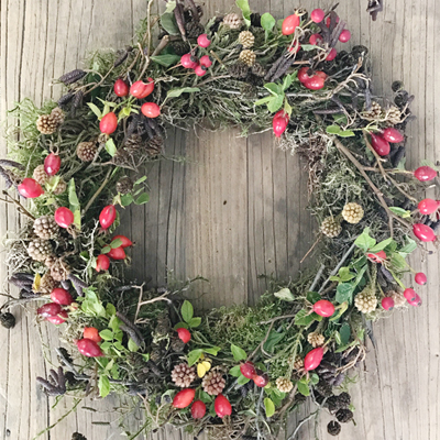 Natural Christmas Wreaths by Passion for Flowers