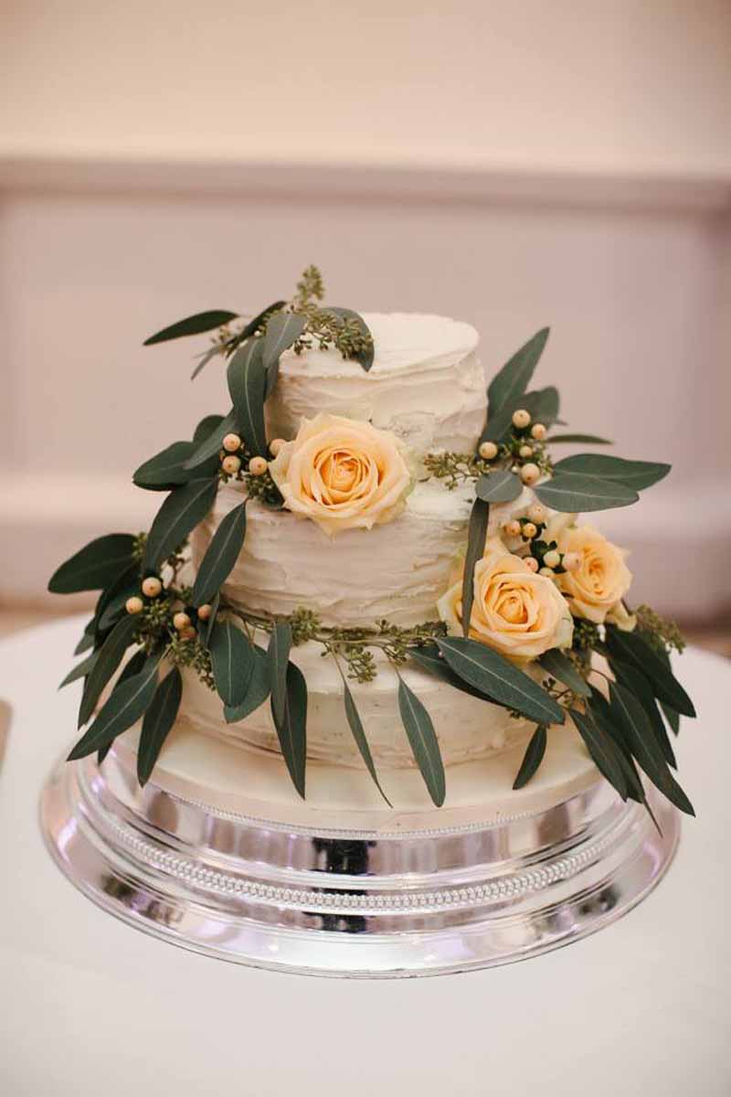 foliage-and-roses-wedding-cake-flowers-1