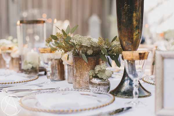 gold-bronze-vases-wedding-centrepieces-hampton-manor-wedding-florist-passion-for-flowers-9