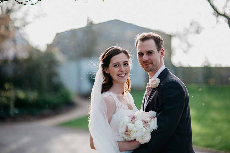 mythe-barn-bride-and-groom-flowers-by-passion-for-flowers-2