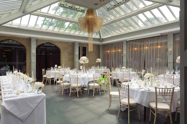 tall-glass-vase-wedding-centrepieces-hydrangeas-pink-peach-roses-hampton-manor-1