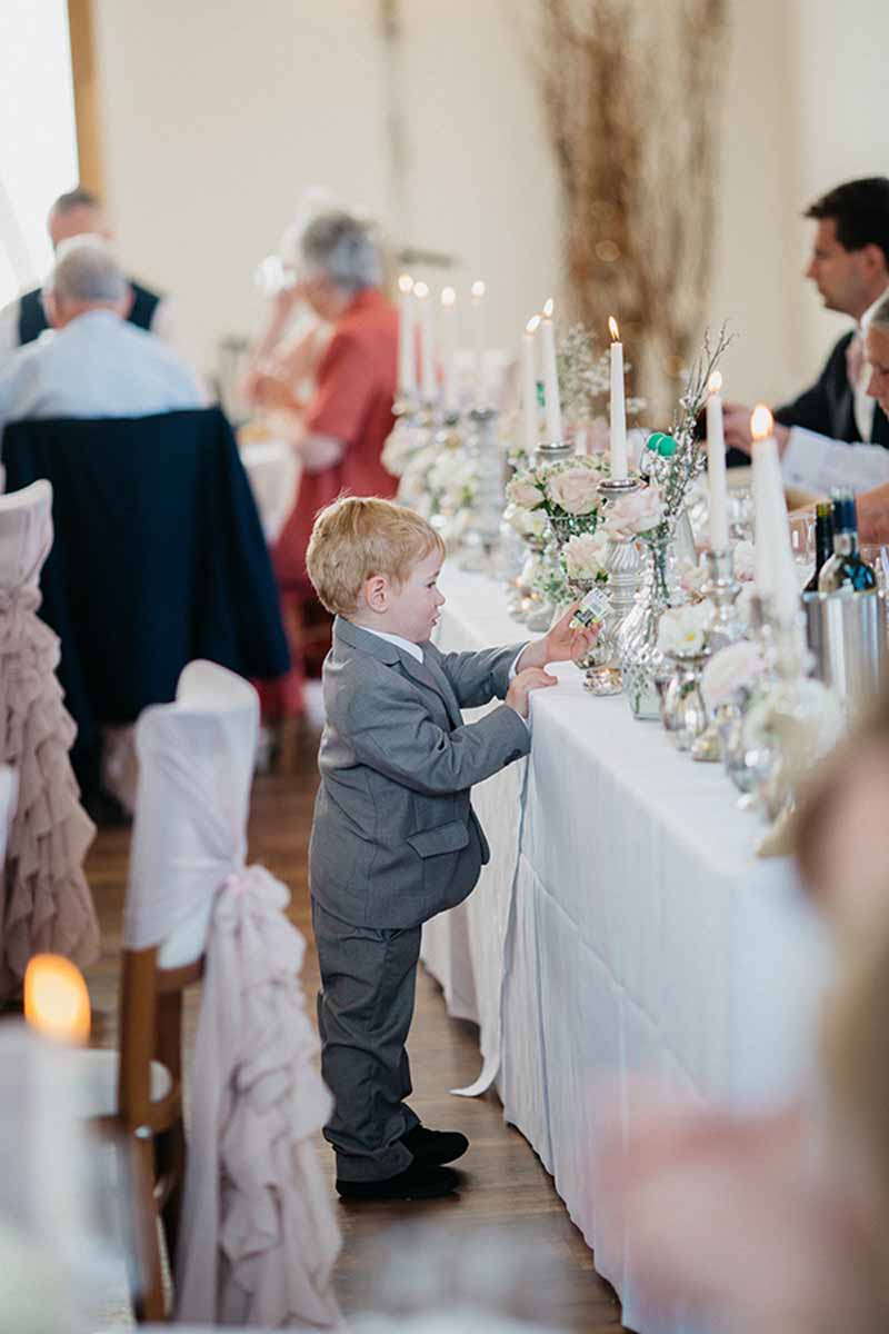 top-table-wedding-mercury-silver-candle-sticks-crystal-glass-vases-1