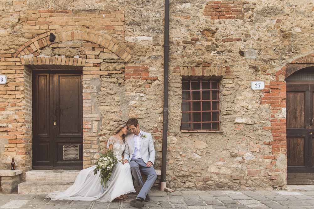 Anna Campbell Adelaide Wedding Gown, Couple portraits Destination wedding Tuscany, Bagno Vignoni