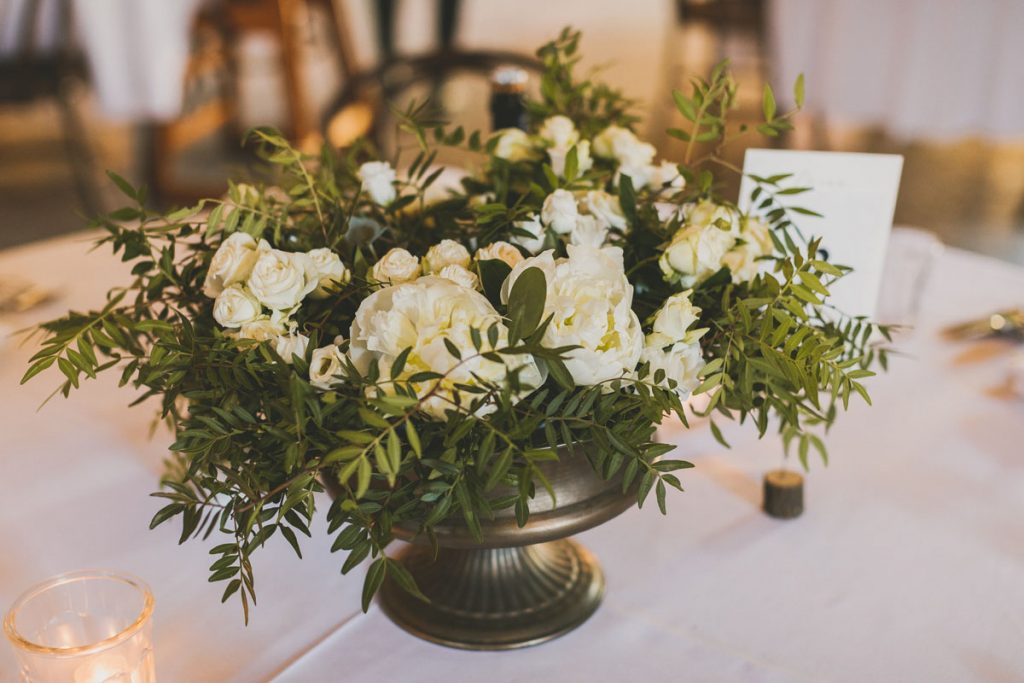 wedding flowers shustoke farm barns passion for flowers